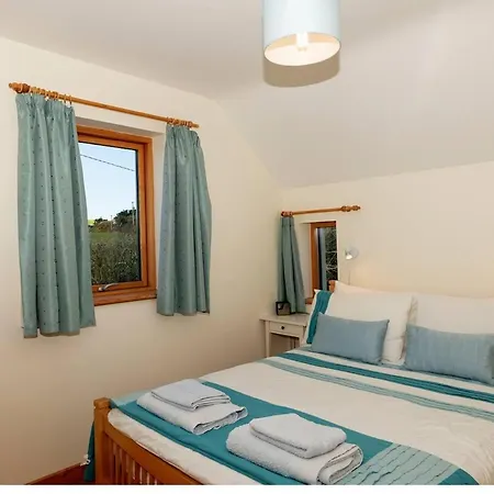 3 Bed In Tramore Oc-ii11304 * West Town